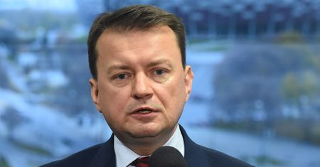 Piotrowicz oskarżał działacza "Solidarności"? Błaszczak broni posła PiS i dodaje: pan Pikul nie jest Panem Bogiem