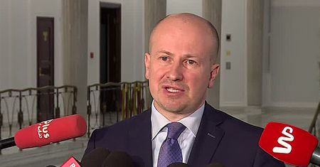 Oświadczenia majątkowe i zaświadczenia o stanie zdrowia od sędziów Trybunału Konstytucyjnego? Tego chce PiS