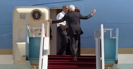 Obama ponaglał Clintona przed wylotem z Izraela do USA. "Bill! Chodź, zabiorę cię do domu"