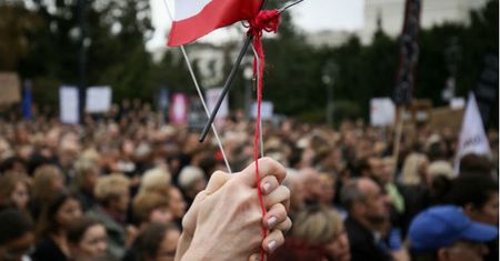 Tymoteusz Zych u Kamili Baranowskiej: część osób protestowała przeciwko fikcyjnemu projektowi. Gdyby taki był zgłoszony, sam poszedłbym na marsz
