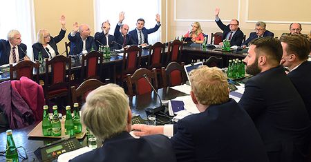 Ustawa o statusie sędziów TK. Burzliwe obrady sejmowej komisji sprawiedliwości