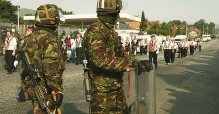 Wygasły konflikt w Irlandii Północnej wybuchnie na nowo? Ostrzeżenie przed konsekwencjami Brexitu