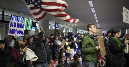 Antyimigracyjny dekret Donalda Trumpa nie tylko szkodliwy dla USA, ale kompletnie nieefektywny