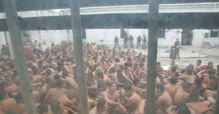 Brazylia: co najmniej 60 więźniów zginęło podczas buntu w więzieniu