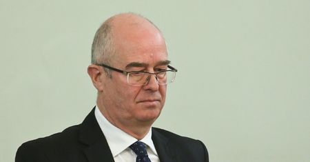 Seremet: sekcje zwłok ofiar ze Smoleńska zostały przeprowadzone, ale niezbyt skrupulatnie