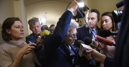Piotrowicz nie widzi powodów do rezygnacji z mandatu posła