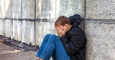 Kolejna napaść nastolatków na kolegę z ławki. "Musimy podjąć konkretne działania"