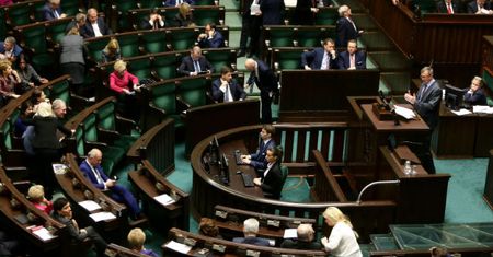 Sejm: pierwsze czytanie projektów ustaw o reformie edukacyjnej