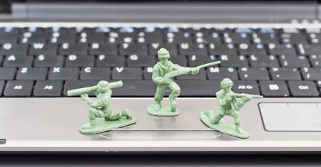 USA: żołnierze kradli sprzęt wojskowy i sprzedawali go na eBayu
