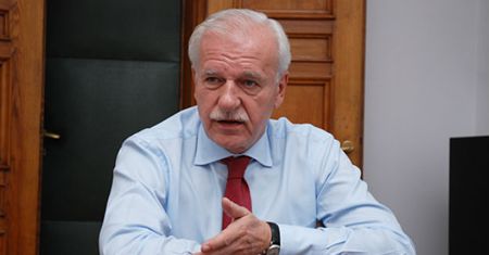 Olechowski: jeśli Rosja chce wojny, to trzeba uciekać. „Histeria i groteska”