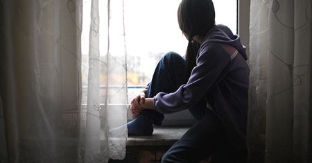 Psychiatra: w Polsce co roku popełnia samobójstwo ok. 300 nastolatków