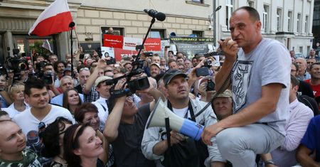 "Bardzo prosimy o pomoc. Choćby 10 zł". Kukizowi brakuje pieniędzy na kampanię?