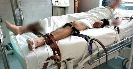 Dlaczego młodzi biorą dopalacze? Specjaliści mają rozwiązanie problemu