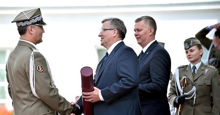 Bronisław Komorowski wręczył nominacje generalskie