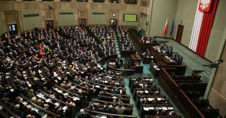 Jesienią czeka nas wstrząs na scenie politycznej. Kukiz wejdzie do sejmu, SLD zniknie?
