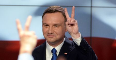 Wybory prezydenckie. Grzegorz Schetyna atakuje Andrzeja Dudę