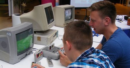 Poznaniacy przypominają sobie gry na Nintendo i Commodore 64