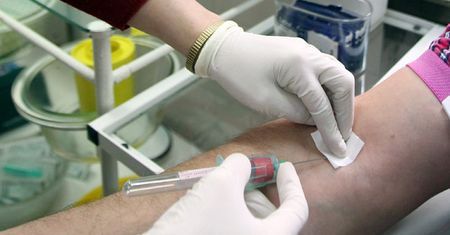 Rusza Europejski Tydzień Testowania. Przebadaj się na HIV bezpłatnie i anonimowo