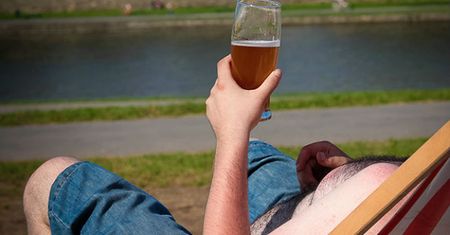 Zmniejszy się liczba sklepów monopolowych? Radni chcą ograniczyć handel alkoholem
