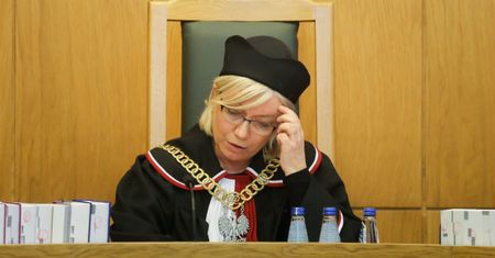 Miażdżąca opinia o sędzi TK Julii Przyłębskiej ujrzała światło dzienne. Kilkanaście lat temu sąd w Poznaniu nie chciał jej przyjąć do pracy. Borys Budka dla WP: to porażające