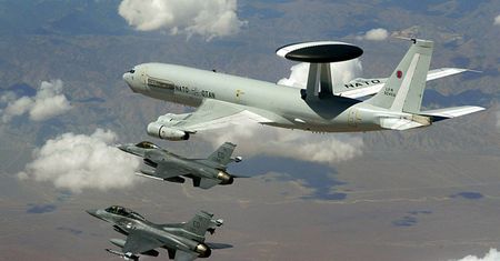 Obecność w Polsce wojsk NATO i USA będzie się zwiększała. Zmiany są niezależne od lipcowego szczytu NATO w Warszawie