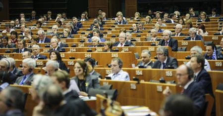 Debata o Polsce w PE. Będzie druga rezolucja, PiS odpowie na krytykę