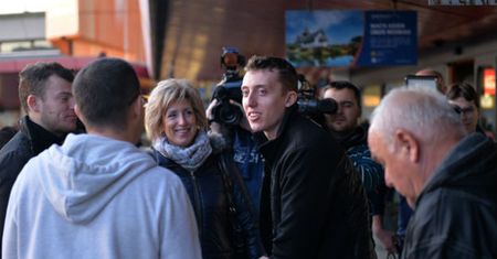 Ośmiu marynarzy z zaatakowanego statku "Szafir" wraca do Polski