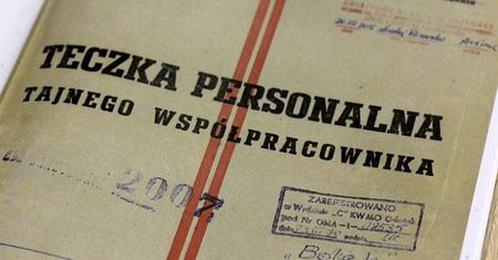 Akta IPN: "Bolek" miał ujawnić SB, kto w wydarzeniach grudniowych przejął broń. Tajny dokument sporządził kpt. Edward Graczyk