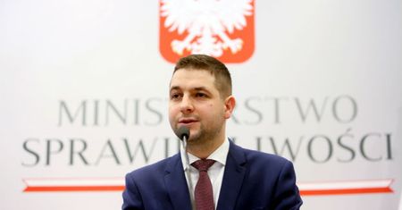 Patryk Jaki ukarany przez Komisję Etyki. Wiceminister sprawiedliwości otrzymał upomnienie
