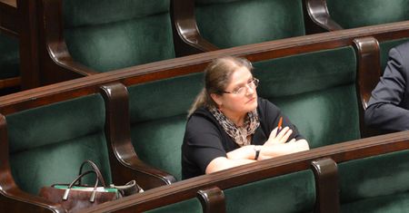 Polacy mają problemy z dostępem do kanałów TVP? Pawłowicz pisze o "hybrydowym zamachu stanu"