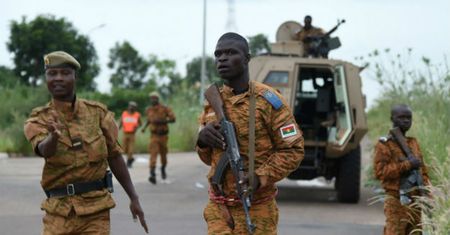 Krwawy zamach w Burkina Faso - co najmniej 23 zabitych z 18 państw. Wśród ofiar nie ma Polaków. W tym samym czasie na północy kraju porwano dwoje Australijczyków