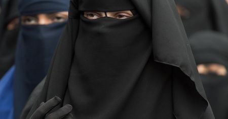 ISIS zakazuje noszenia burek. Ze względów bezpieczeństwa