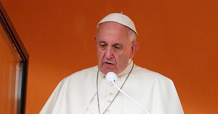 Kard. Franciszek Macharski nie żyje. Papież wydał oświadczenie