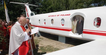 Pomnik katastrofy smoleńskiej w Kałkowie. Tak wygląda to, co z niego zostało
