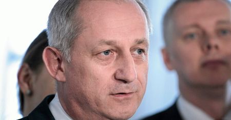 Sławomir Neumann: protest "Solidarności" jest dziwny. Pomaga premier pożegnać z hukiem Radziwiłła