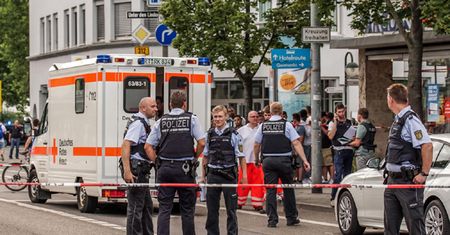 Reutlingen: uchodźca z Syrii zabił maczetą kobietę w ciąży i ranił dwie osoby. Ofiarą jest Polka