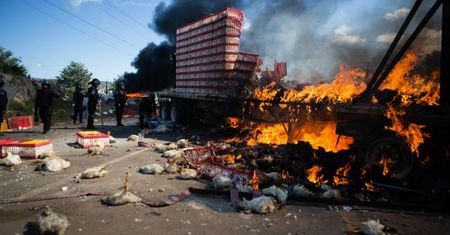 "O co walczymy?". Rozmowy z nauczycielami protestującymi w meksykańskim stanie Oaxaca