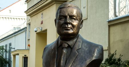 Jakub Majmurek: PrzePiSywanie historii