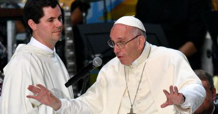 Papież Franciszek: młody człowiek pozbawiony pamięci nie jest nadzieją na przyszłość