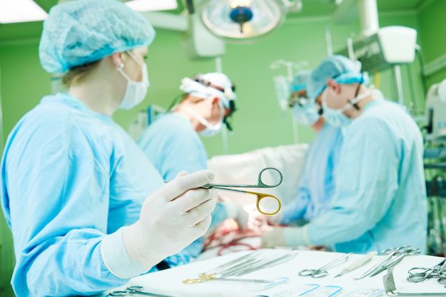 Szpitale spóźniły się z przygotowaniami do ŚDM. Odwołują planowe zabiegi