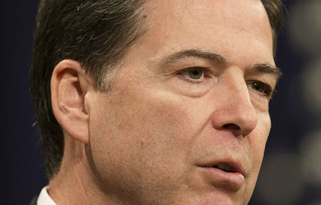 Publicysta "Washington Post" broni tez szefa FBI w sprawie Holokaustu