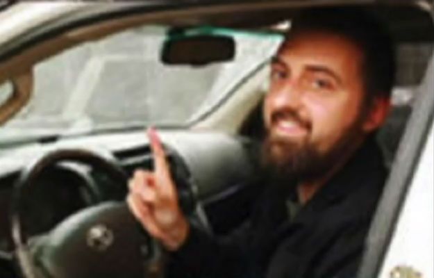 13 czerwca 28-letni Jacek S. wjechał na teren rafinerii samochodem pułapką i wysadził się w powietrze