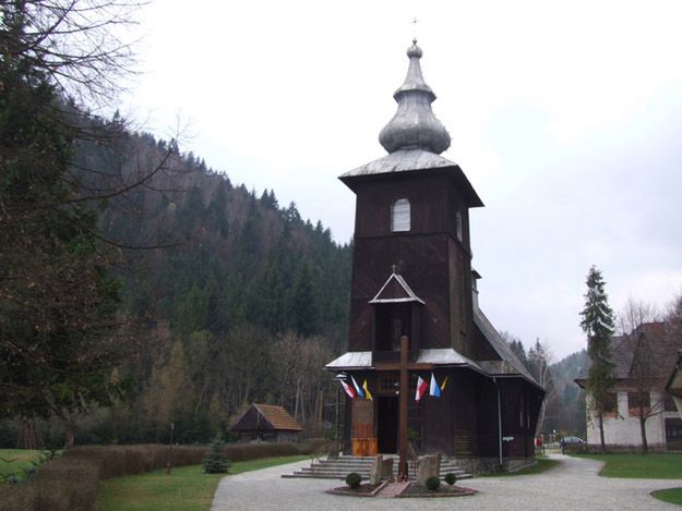 Kościół w Szczawie