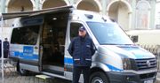 Mobilny komisariat policji ma poprawić bezpieczeństwo w centrum Poznania
