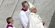 Papież Franciszek ma nowotwór mózgu? Watykan dementuje