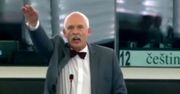 Janusz Korwin-Mikke "hajluje" w Parlamencie Europejskim