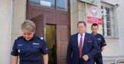Wiceminister MSWiA Jarosław Zieliński odwiedził pobitych policjantów z Giżycka