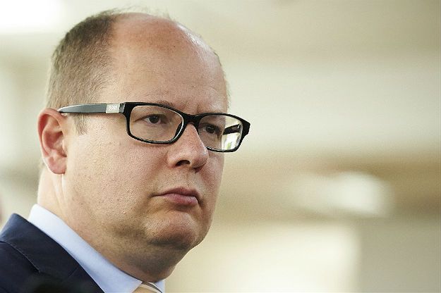 Paweł Adamowicz: dwukadencyjność to przedpole dla "Misiewiczów"