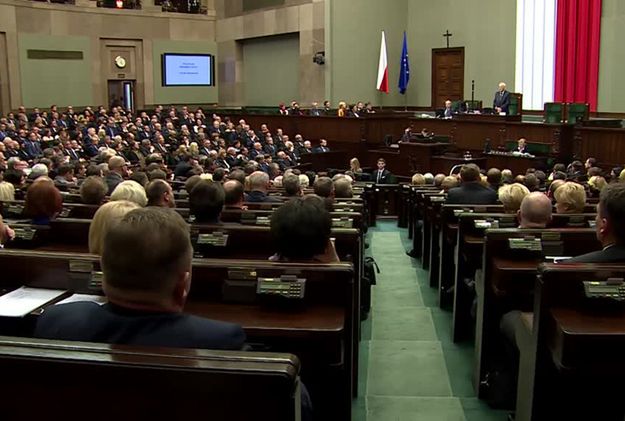 Sejm o poprawkach Senatu do ustawy o sędziach TK