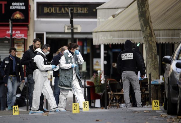 Państwo Islamskie publikuje nagranie z terrorystami z Paryża